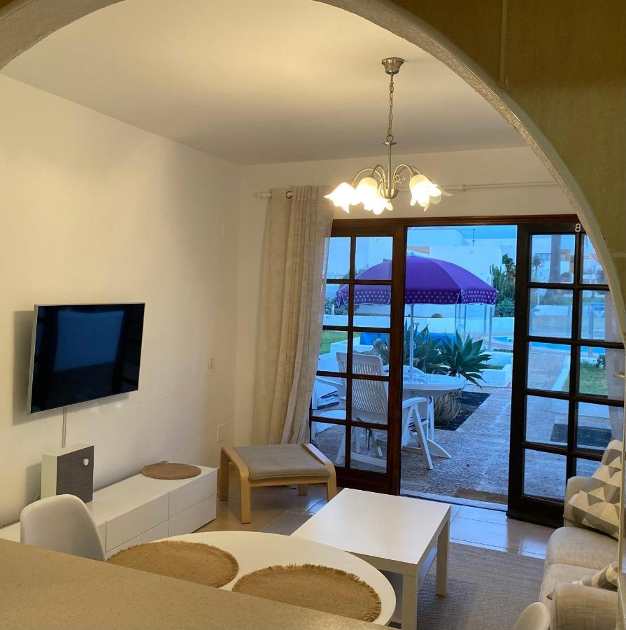 Estrella Del Mar 8. 1 Bedroom Villa With Pool And Gardens 300 Metres From The Beach Корралехо Екстер'єр фото